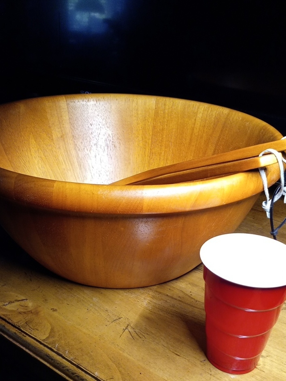 GIGANTIC XL Solid Wood Salad/Serving Bowl Set with Original Utensils